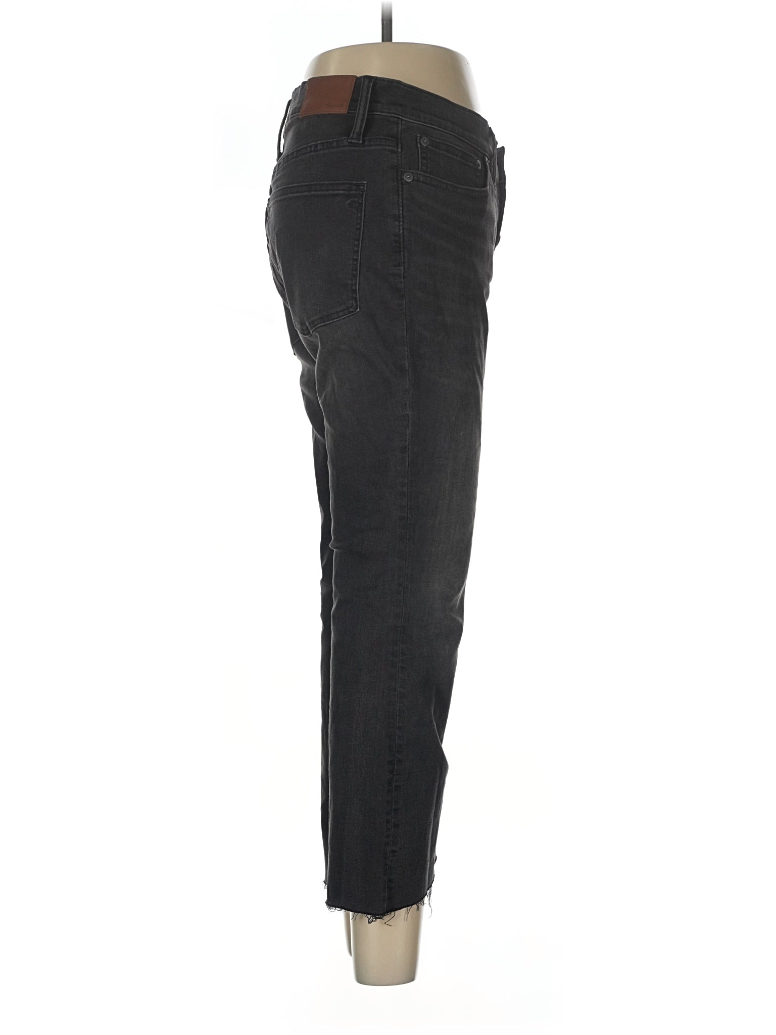3 waist size - 28 P