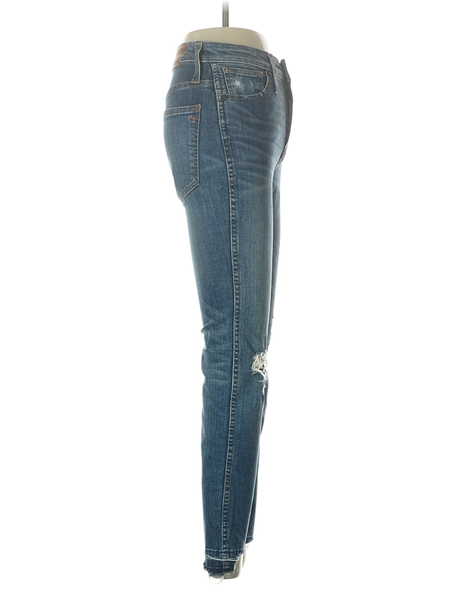 3 waist size - 23 P