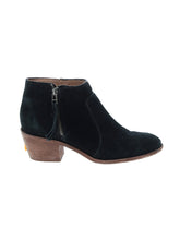 1 shoe size - 9 1/2