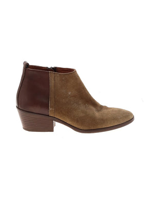 1 shoe size - 6 1/2