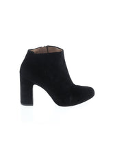 1 shoe size - 9 1/2