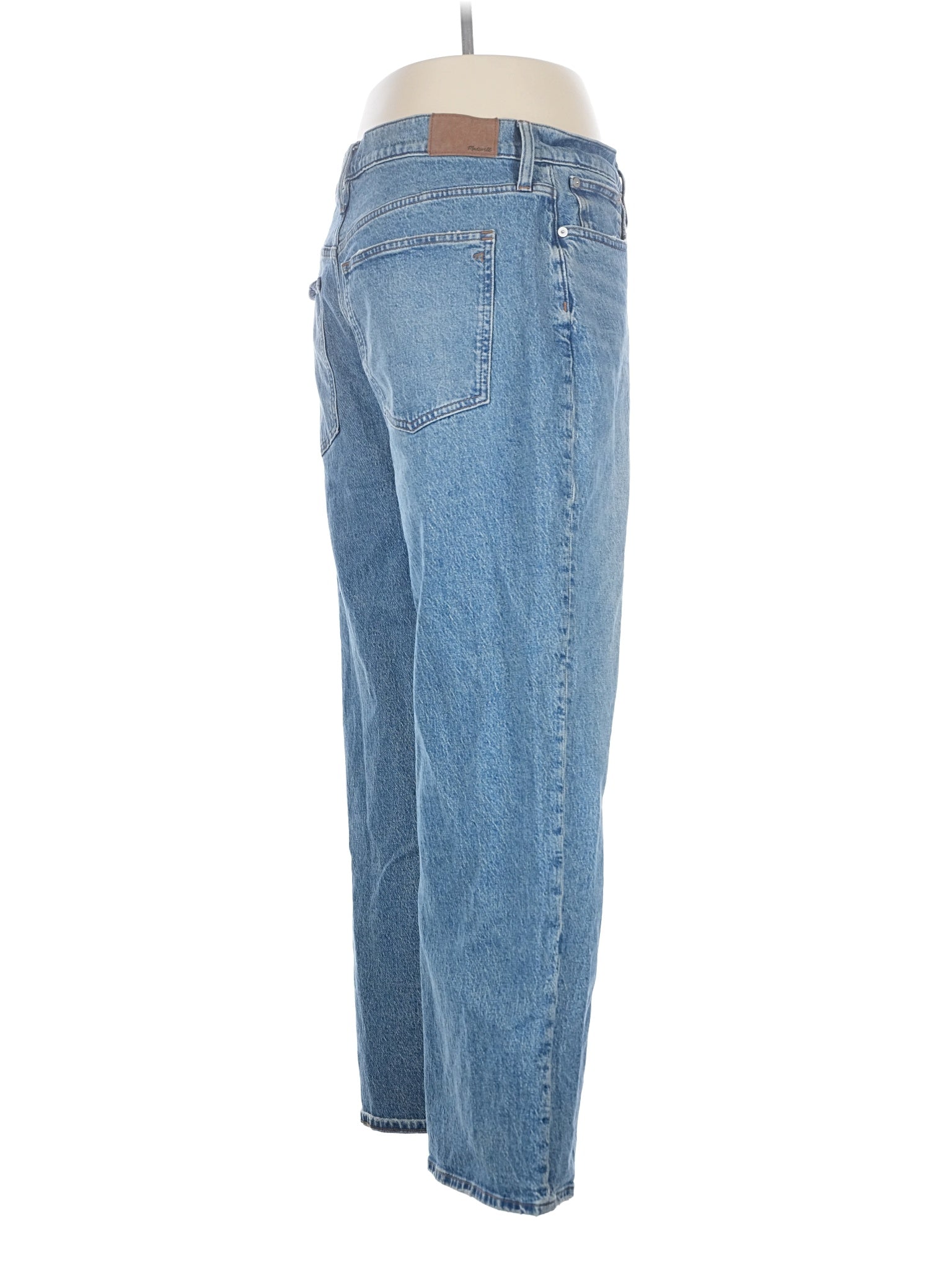 3 waist size - 32