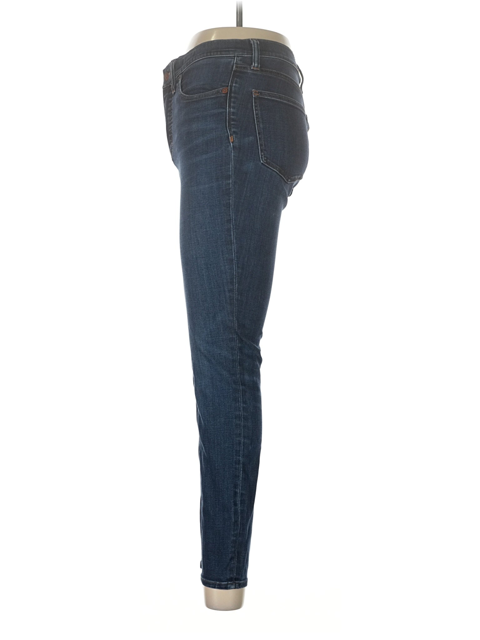4 waist size - 28