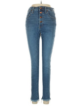 1 waist size - 28