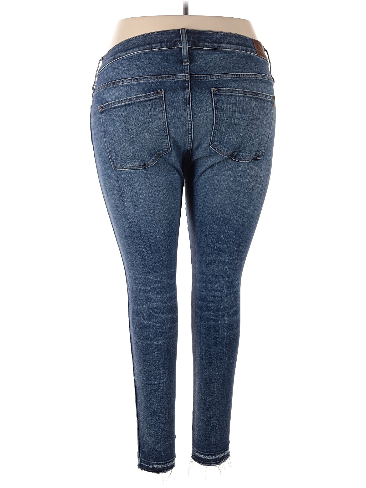 2 waist size - 35