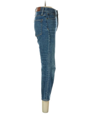 3 waist size - 23 P