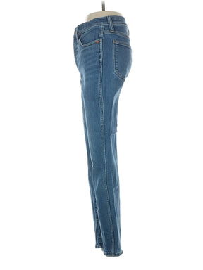 8 waist size - 25