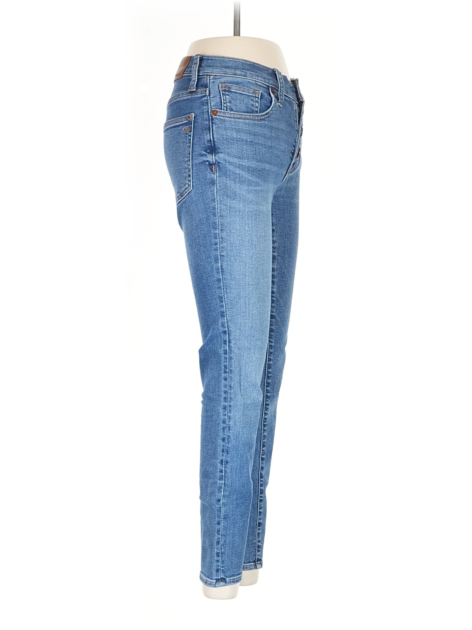 3 waist size - 23