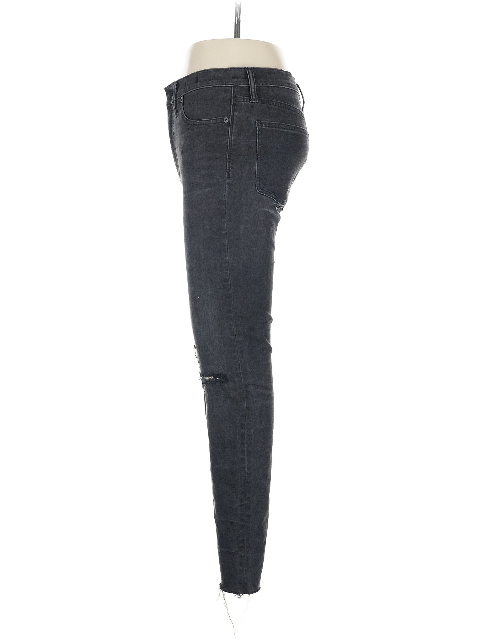 4 waist size - 28