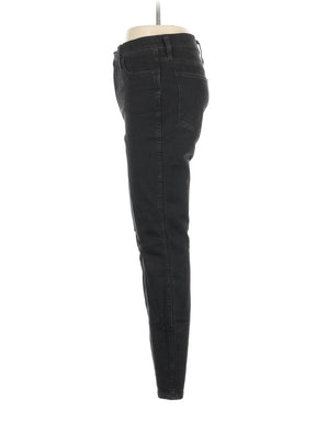 4 waist size - 28