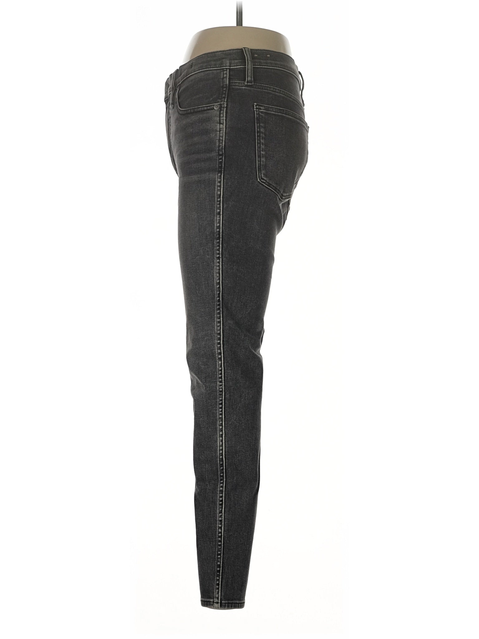 4 waist size - 28