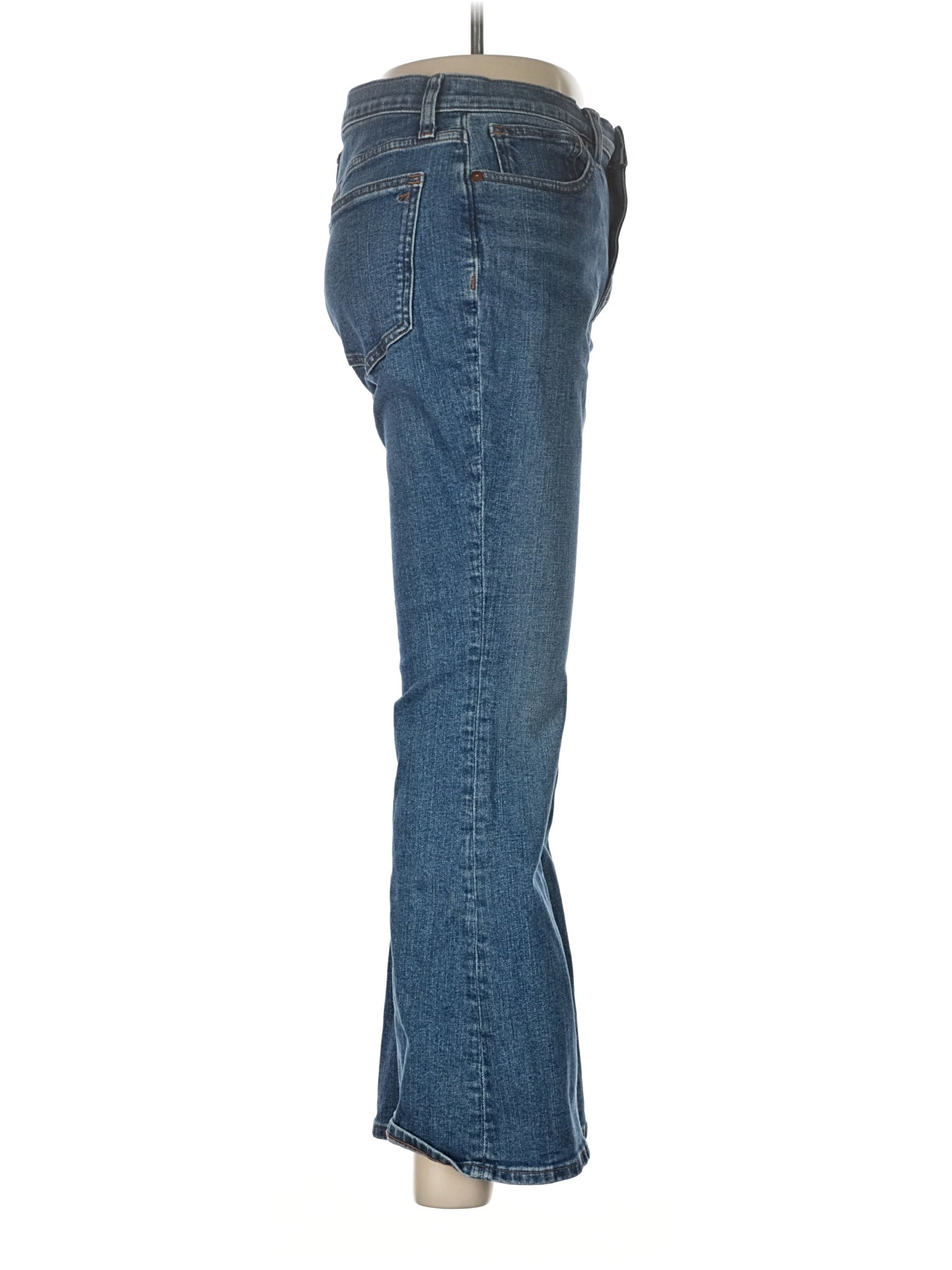 3 waist size - 28 P