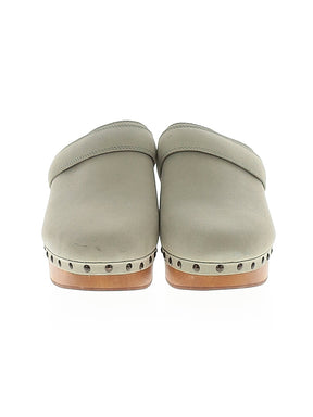 5 shoe size - 9