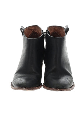 2 shoe size - 7 1/2