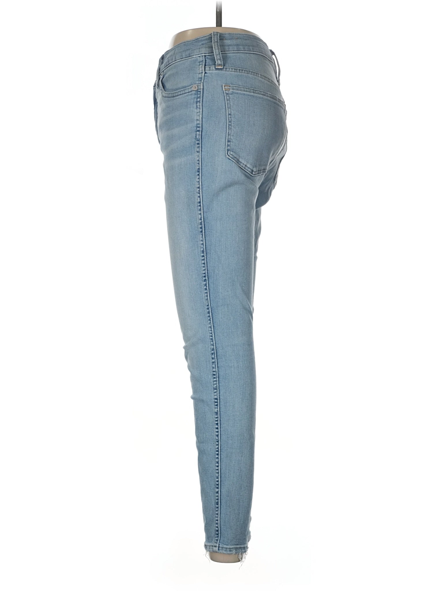 4 waist size - 28