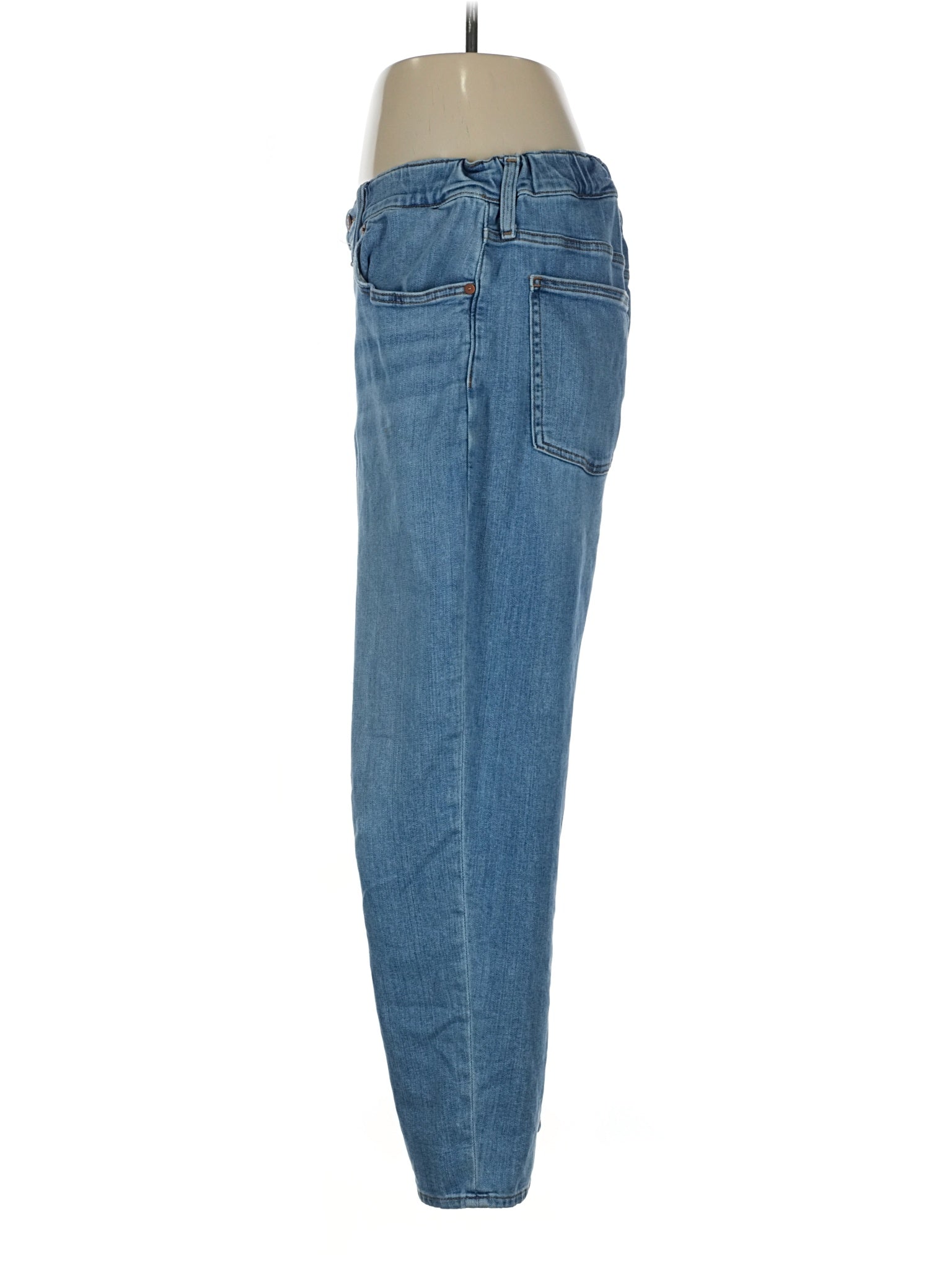 4 waist size - 28