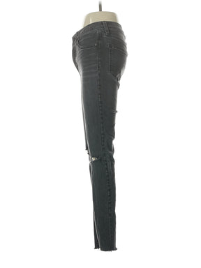 4 waist size - 25
