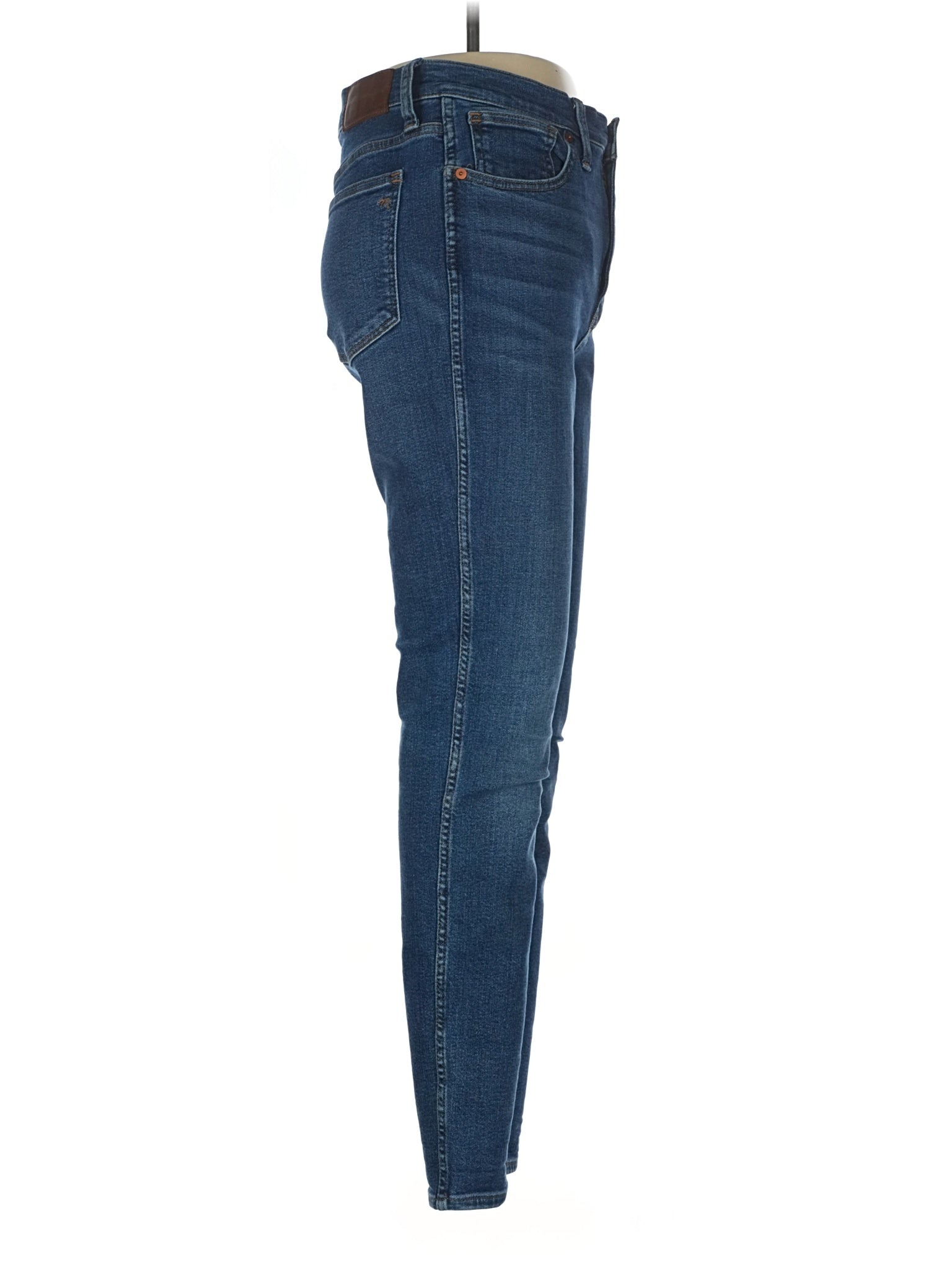 3 waist size - 28