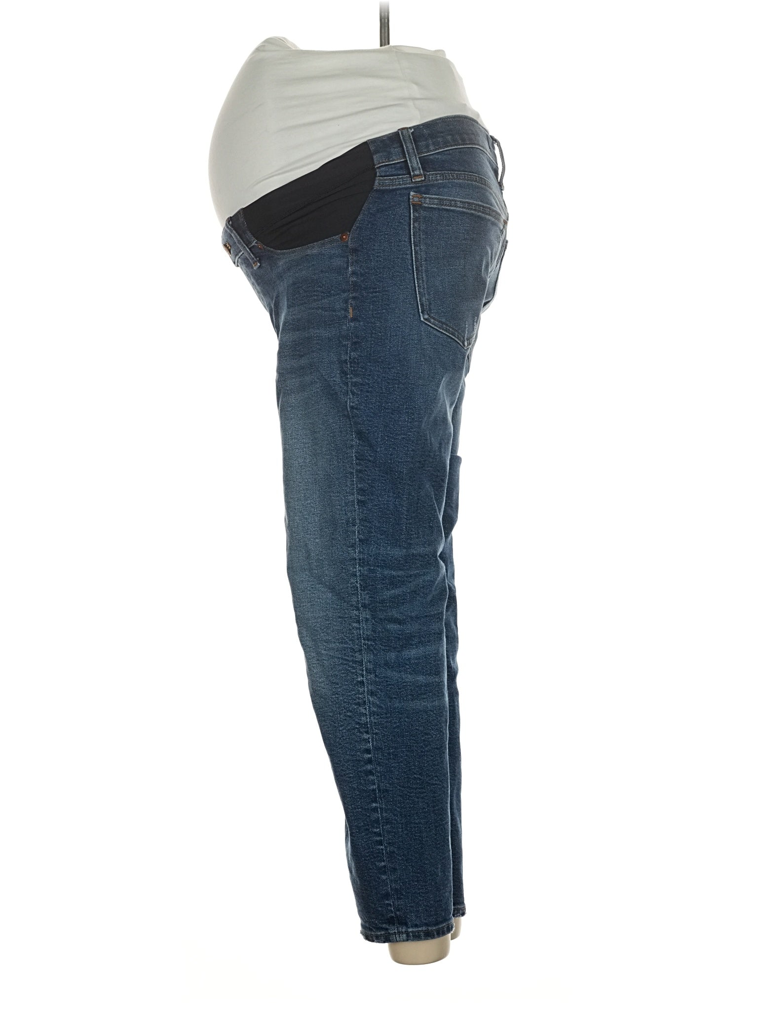 4 waist size - 27 M
