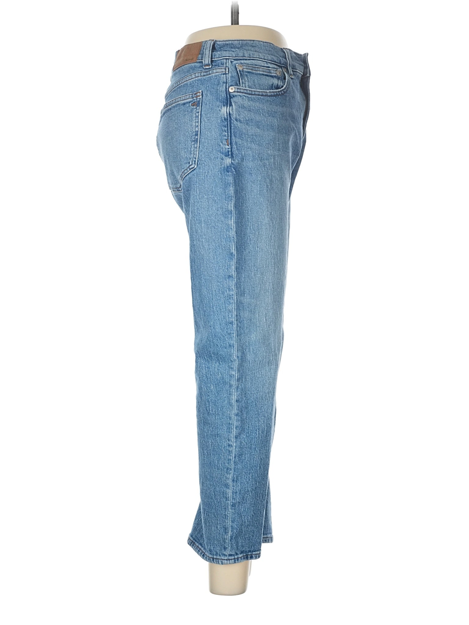 3 waist size - 28 P