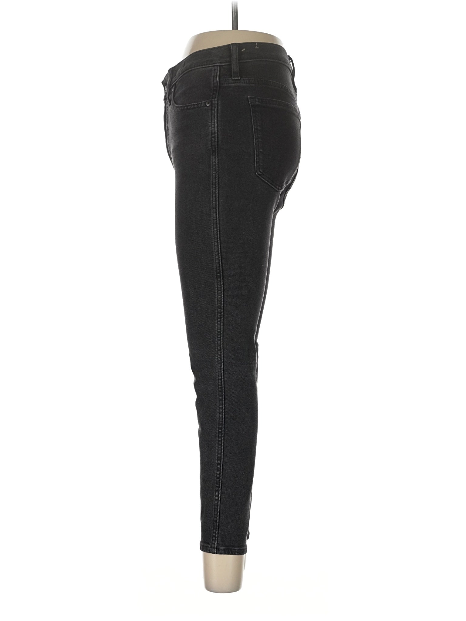 4 waist size - 28