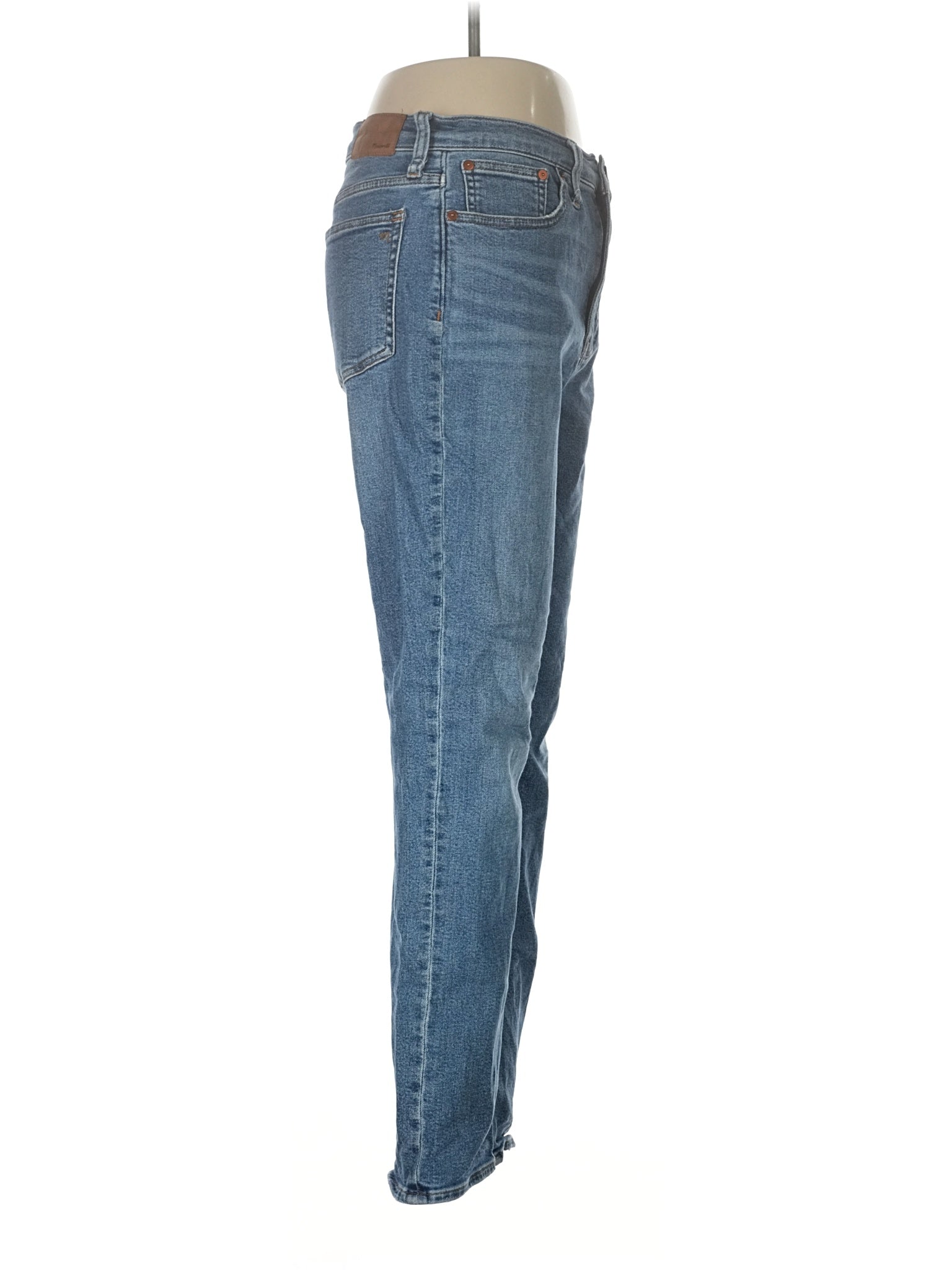 3 waist size - 28 T