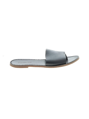4 shoe size - 9