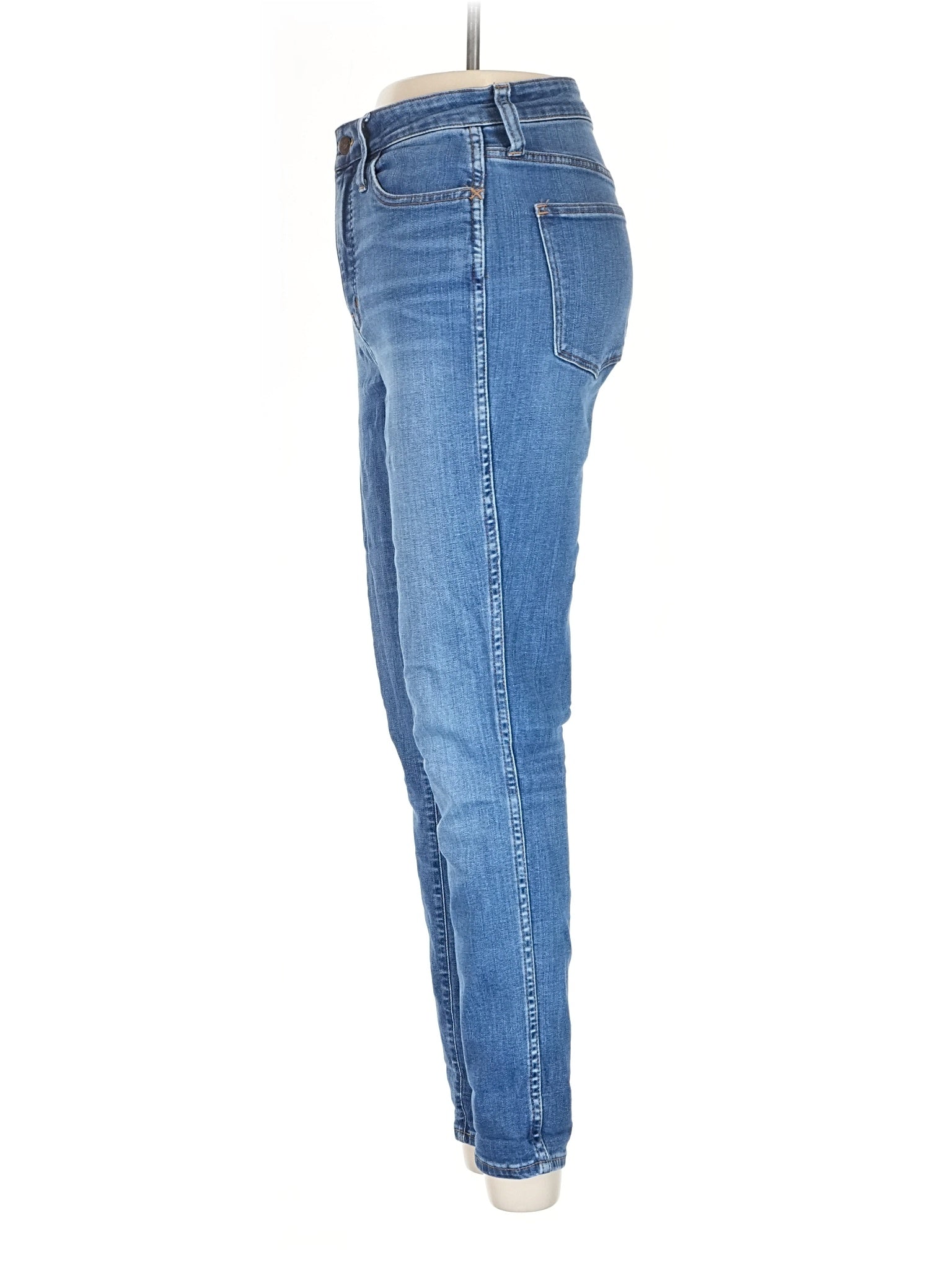 4 waist size - 25