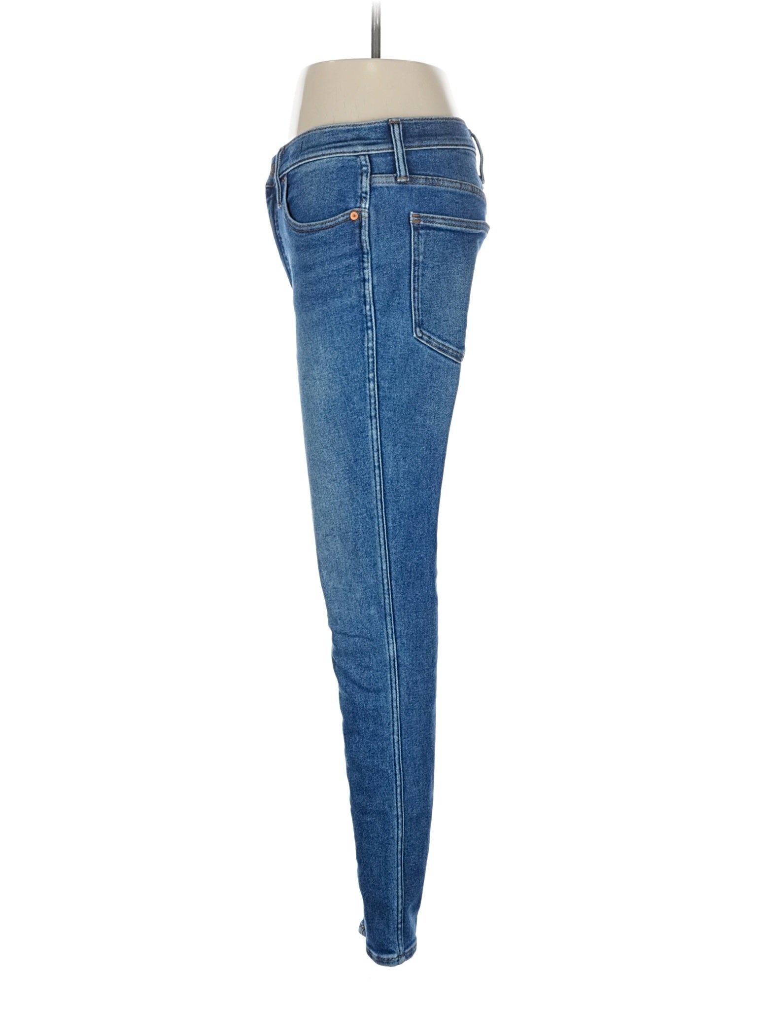 4 waist size - 28