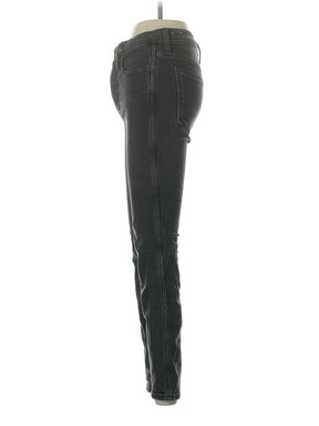 4 waist size - 24 P