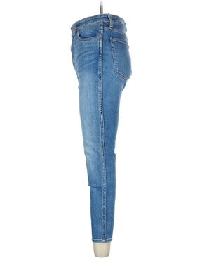 4 waist size - 28