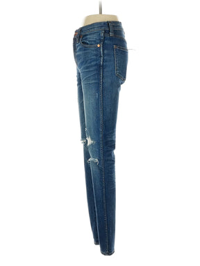 4 waist size - 25