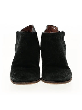 2 shoe size - 7