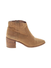 1 shoe size - 6 1/2