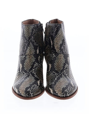 2 shoe size - 6 1/2