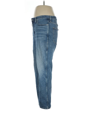9 waist size - 32
