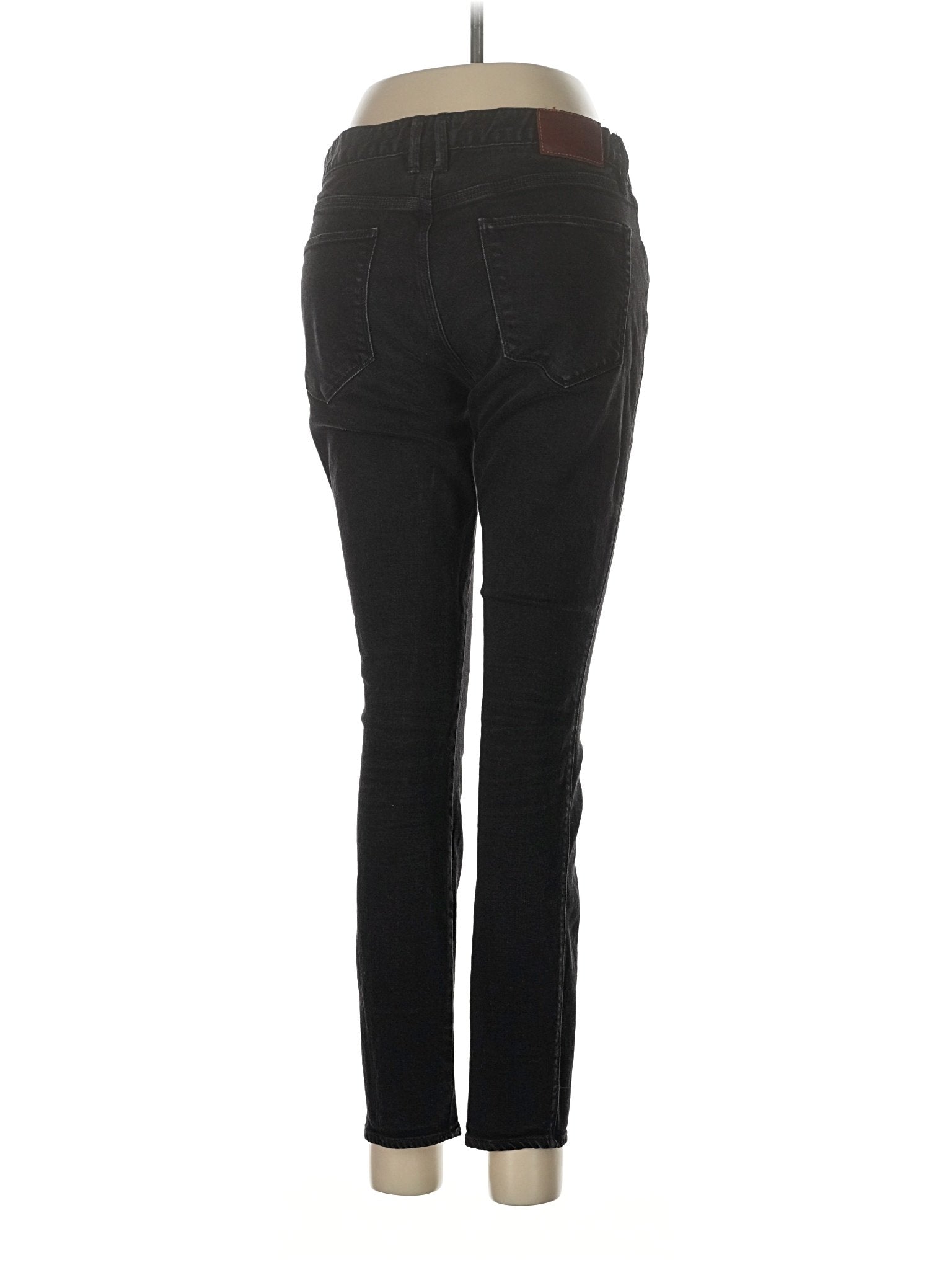 2 waist size - 28