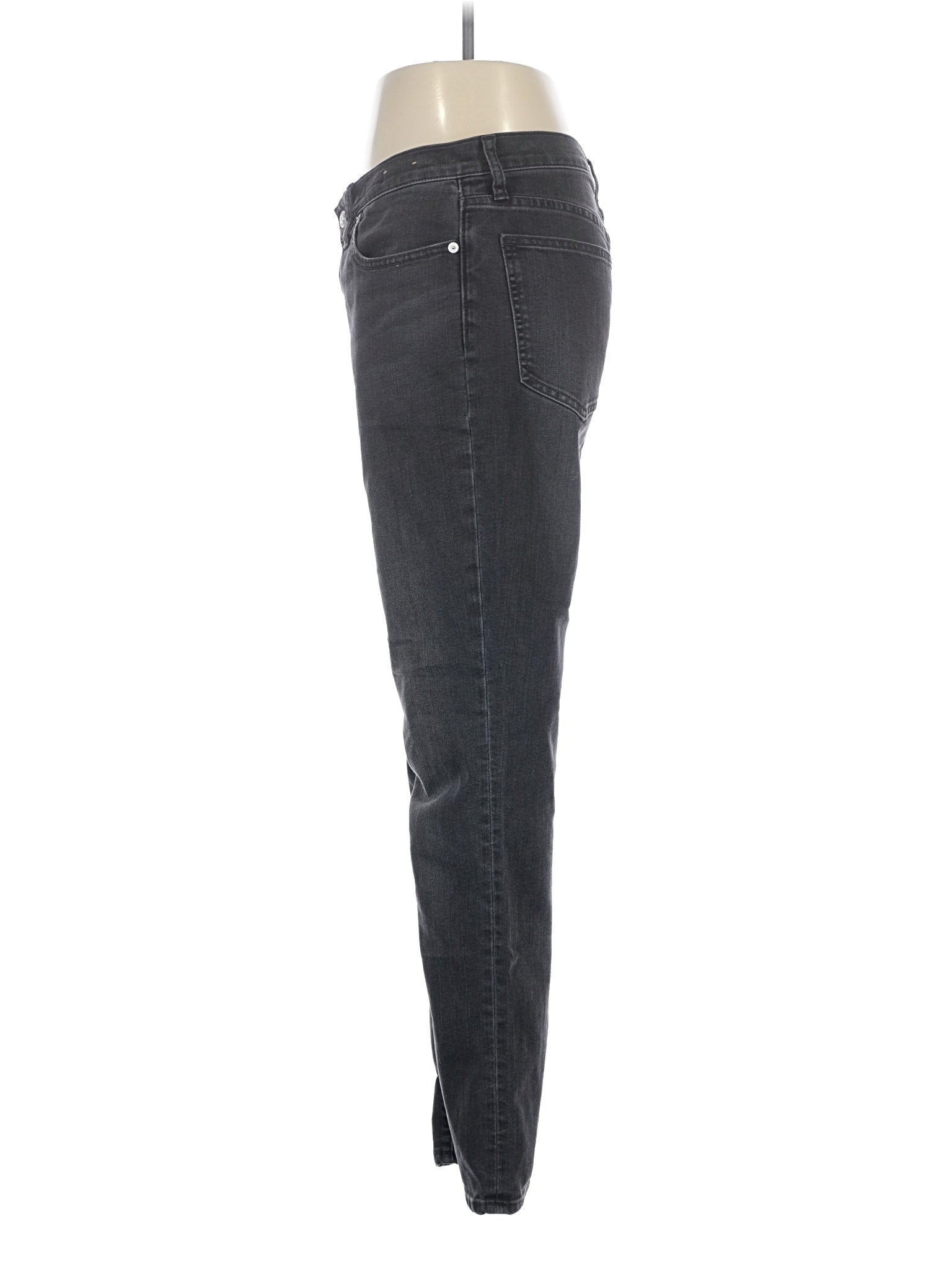 4 waist size - 28