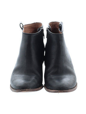 2 shoe size - 8 1/2