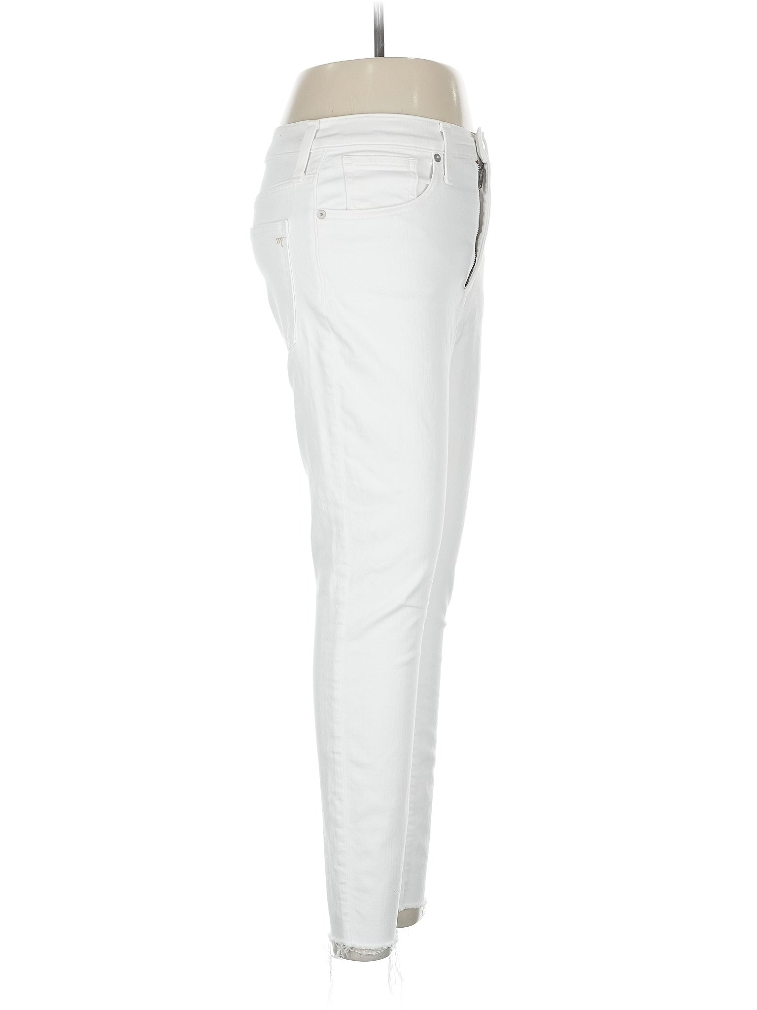 3 waist size - 28 P