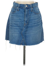 1 waist size - 27
