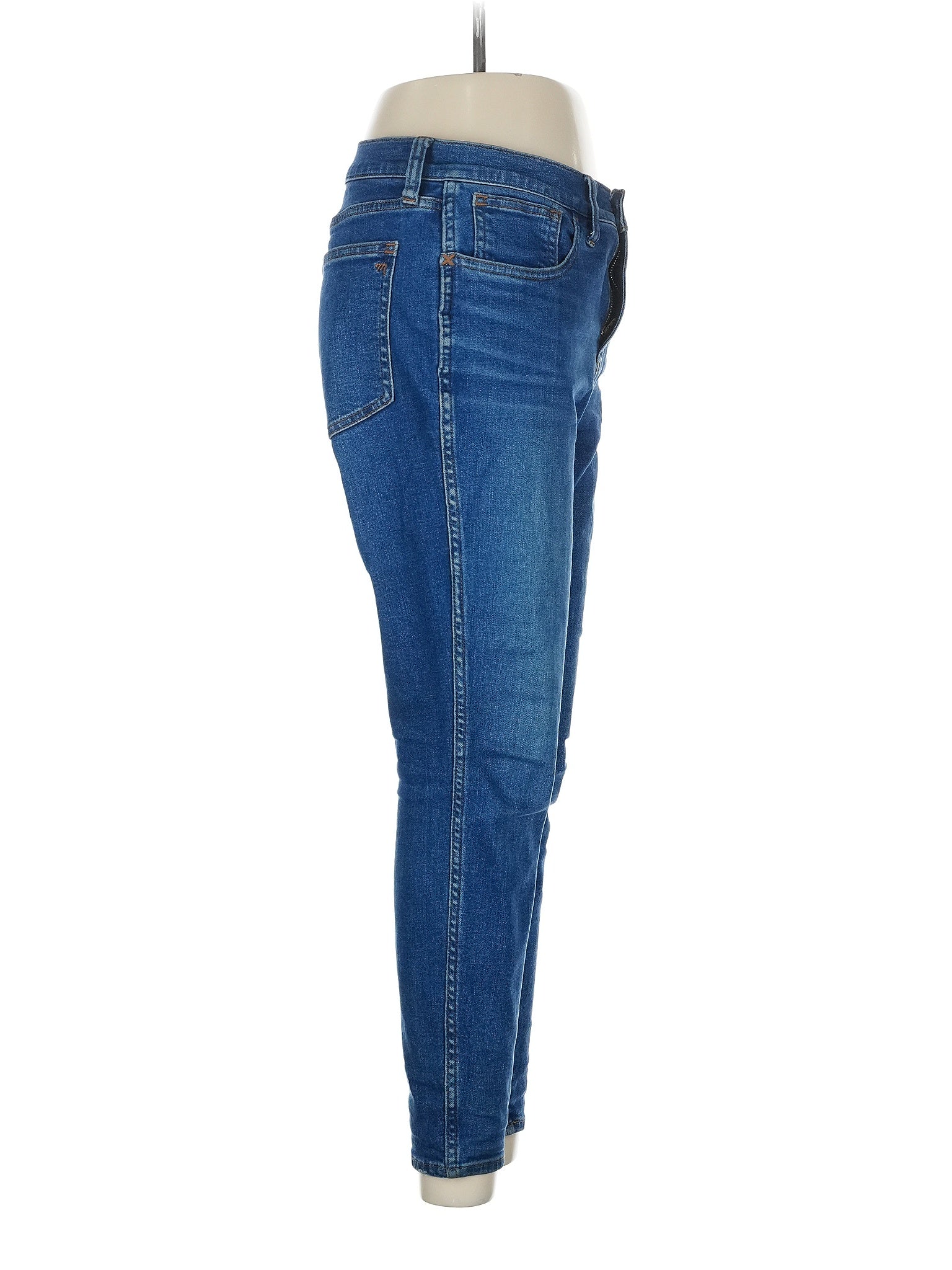 3 waist size - 28 P