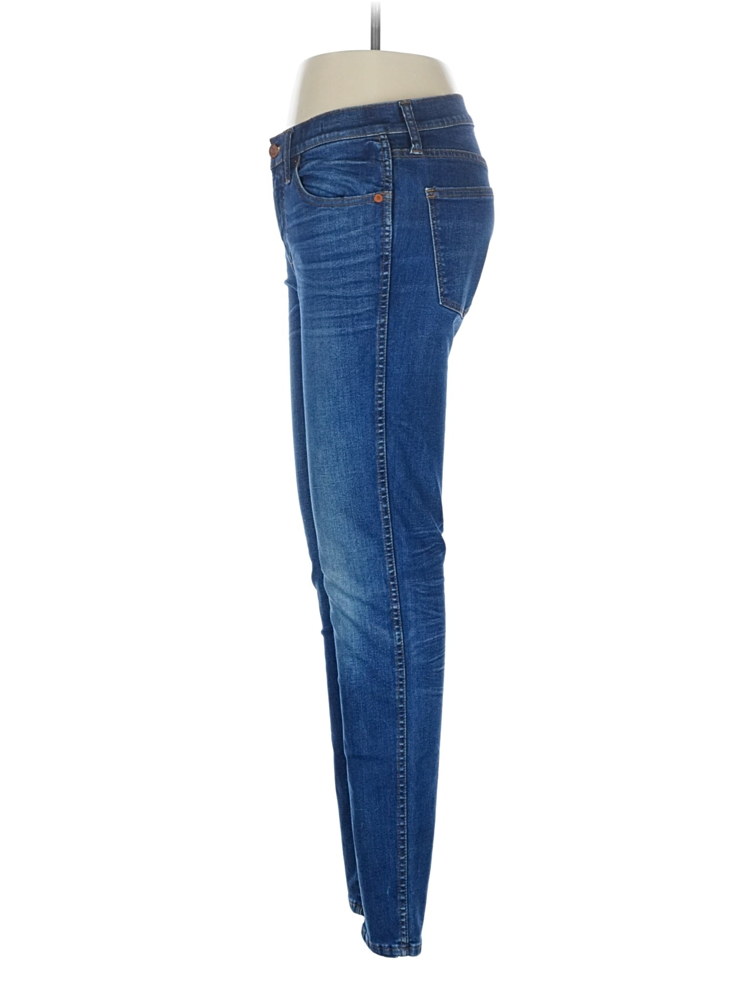4 waist size - 28
