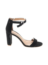1 shoe size - 8