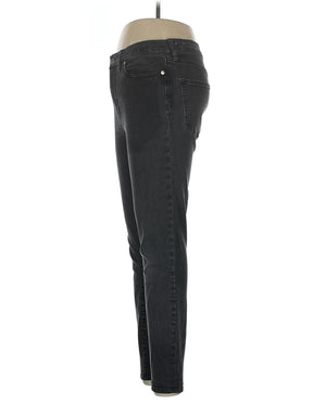 9 waist size - 31