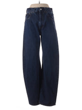 1 waist size - 28