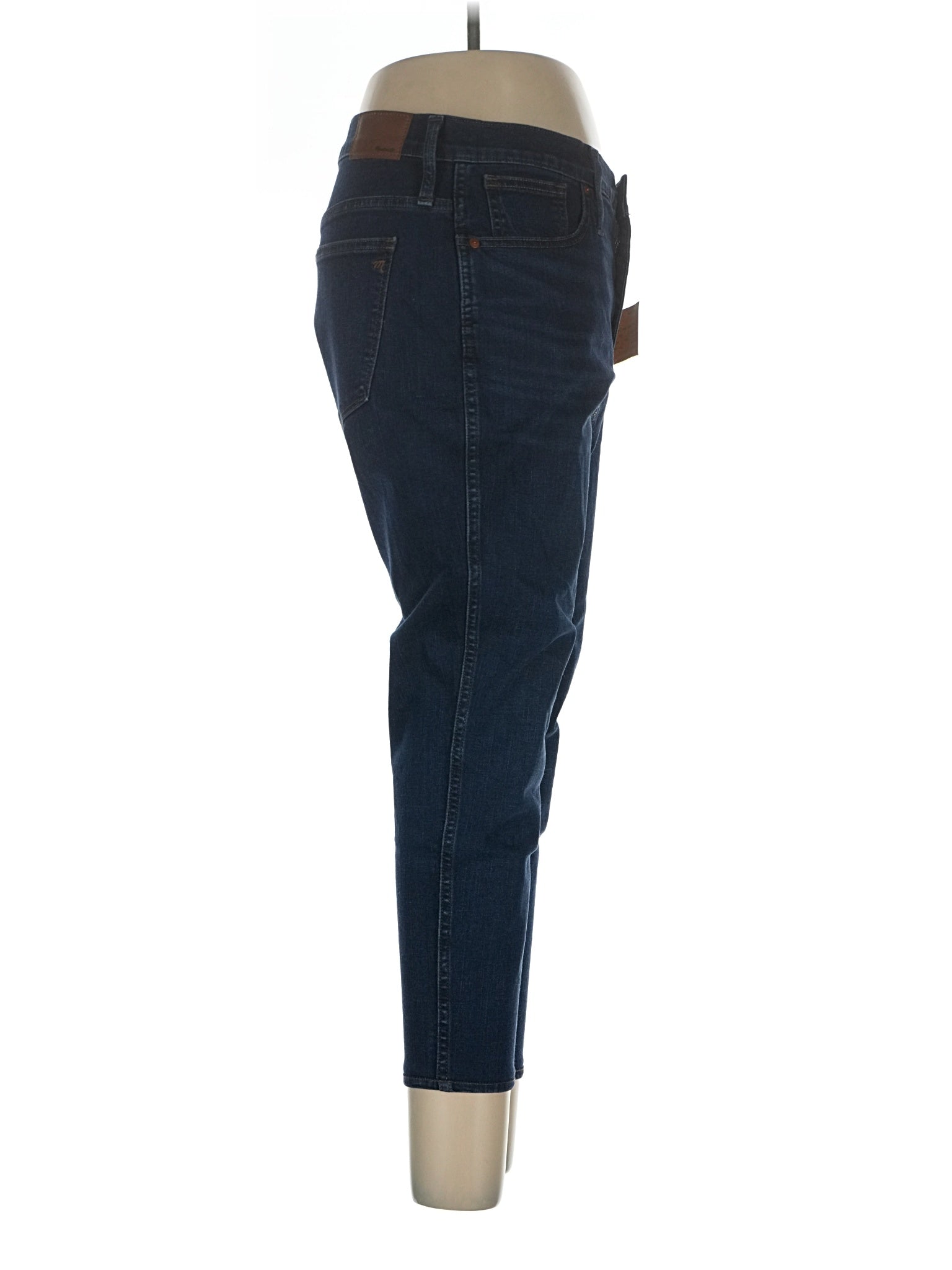 3 waist size - 32 P