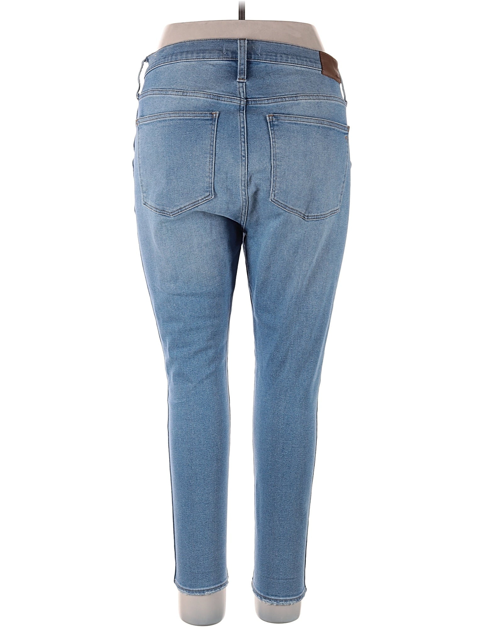 2 waist size - 32