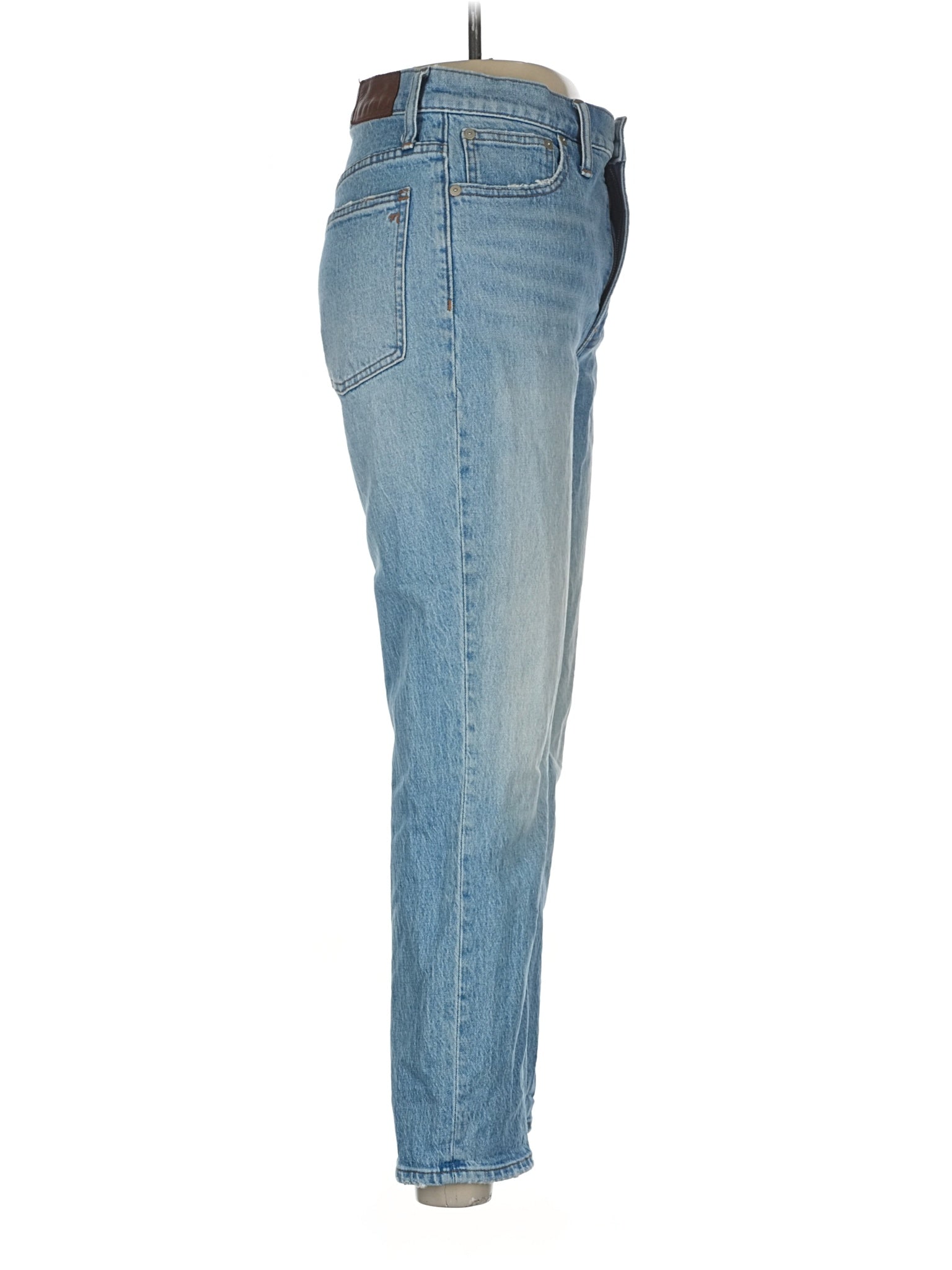 3 waist size - 28 P