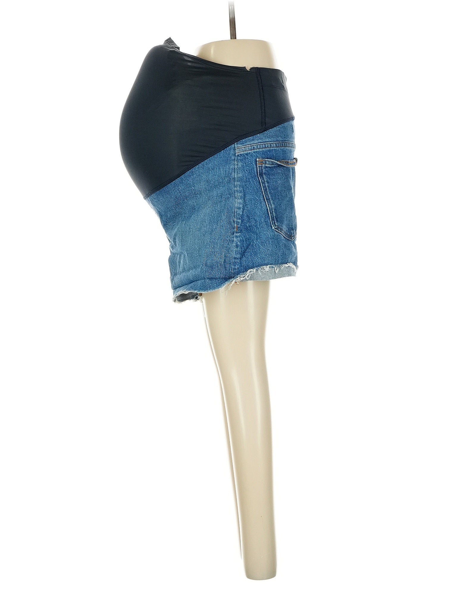 4 waist size - 27 M